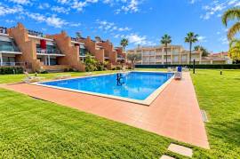 Long-Term Rental | Top Floor 2 Bedroom Golf Front Apartment with Private Rooftop Terrace | Millennium Golf, Vilamoura