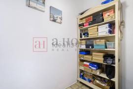 Excellent 3 Bed Apartment For Sale in Barcelona Spain