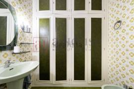 Excellent 3 Bed Apartment For Sale in Barcelona Spain