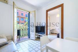 Excellent 3 Bed Apartment For Sale in Barcelona Spain