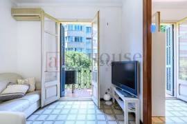 Excellent 3 Bed Apartment For Sale in Barcelona Spain