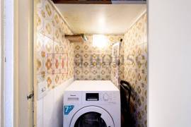 Excellent 3 Bed Apartment For Sale in Barcelona Spain