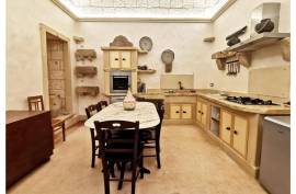 Stunning 3 Bed Townhouse For Sale in Poggiardo Puglia Italy