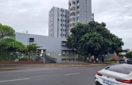 Stunning 2 Bedroom Apartment For Sale in Durban South Africa Stunning 2 Bedroom Apartment For Sale in Durban South Africa