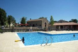 Stunning 3 Bedroom Leaseback Apartment for Sale in Chateau de Jouarres Azille Languedoc-Roussillion France