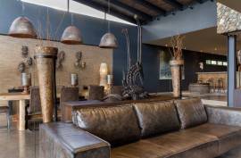 N'Wambu Safari Lodge in Mjejane Game Reserve For Sale in Hectorspruit South Africa