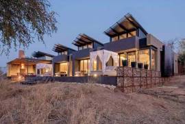 N'Wambu Safari Lodge in Mjejane Game Reserve For Sale in Hectorspruit South Africa