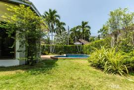 Luxury 3 bed Villa For Rent / Sale in Pattaya Thailand 1150 Euro Per Month Luxury 3 bed Villa For Rent / Sale in Pattaya Thailand 1150 Euro Per Month