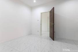 Luxury 3 bed Villa For Rent / Sale in Pattaya Thailand 1150 Euro Per Month Luxury 3 bed Villa For Rent / Sale in Pattaya Thailand 1150 Euro Per Month