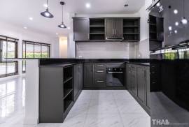 Luxury 3 bed Villa For Rent / Sale in Pattaya Thailand 1150 Euro Per Month Luxury 3 bed Villa For Rent / Sale in Pattaya Thailand 1150 Euro Per Month