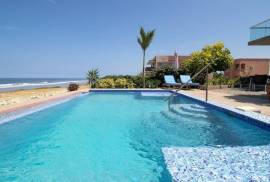Luxury 6 Bed Villa For sale in Mirador San Jose Puerto Cayo Ecuador Luxury 6 Bed Villa For sale in Mirador San Jose Puerto Cayo Ecuador