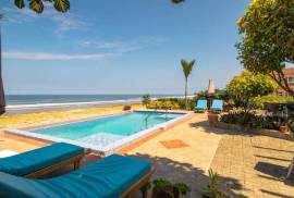 Luxury 6 Bed Villa For sale in Mirador San Jose Puerto Cayo Ecuador Luxury 6 Bed Villa For sale in Mirador San Jose Puerto Cayo Ecuador