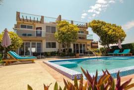 Luxury 6 Bed Villa For sale in Mirador San Jose Puerto Cayo Ecuador