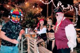 Stunning Hostel Coco Loco For Sale in Canoa Ecuador Stunning Hostel Coco Loco For Sale in Canoa Ecuador
