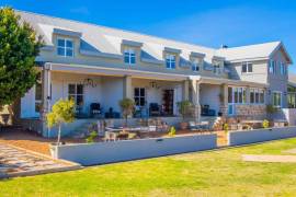 Luxury 10 Bed House For Sale in Still Bay South Africa