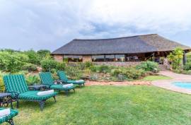 Luxury 16 Bed Lodge For Sale in Ohrigstad Limpopo South Africa Luxury 16 Bed Lodge For Sale in Ohrigstad Limpopo South Africa