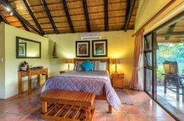 Luxury 16 Bed Lodge For Sale in Ohrigstad Limpopo South Africa Luxury 16 Bed Lodge For Sale in Ohrigstad Limpopo South Africa
