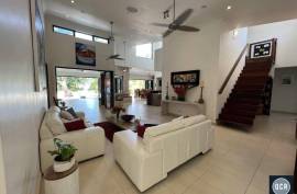 Luxury 5 bed House For Sale in Port Vila Vanuatu