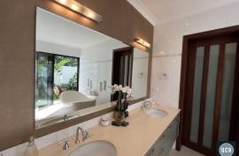 Luxury 5 bed House For Sale in Port Vila Vanuatu