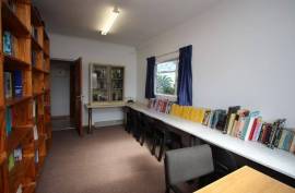 Commercial Office Unit For Sale in Johannesburg South Africa
