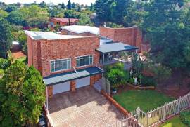 Excellent 4 Bed House For Sale in ROODEPOORT Gauteng South Africa
