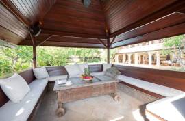 Luxury 7 bed Villa Complex For Sale in Bali Indonesia