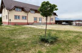 Luxury 10 Bed Villa For Sale in Rasnov Romania Luxury 10 Bed Villa For Sale in Rasnov Romania
