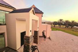 Luxury 5 Bed Villa For Sale In Marina Martinque Jeffreysbay South Africa