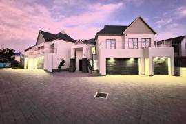 Luxury 5 Bed Villa For Sale In Marina Martinque Jeffreysbay South Africa