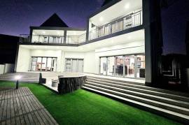 Luxury 5 Bed Villa For Sale In Marina Martinque Jeffreysbay South Africa