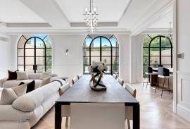 Luxury 3 Bed Apartment for Sale in Melbourne Australia