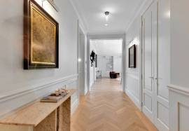 Luxury 3 Bed Apartment for Sale in Melbourne Australia