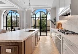 Luxury 3 Bed Apartment for Sale in Melbourne Australia