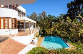 Stunning 5 Bed Villa For Sale in East London South Africa