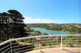 Stunning 5 Bed Villa For Sale in East London South Africa