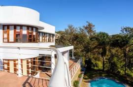 Stunning 5 Bed Villa For Sale in East London South Africa