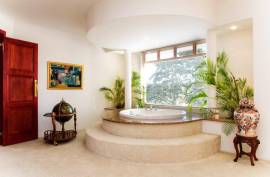 Stunning 5 Bed Villa For Sale in East London South Africa
