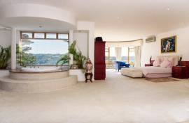 Stunning 5 Bed Villa For Sale in East London South Africa