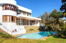 Stunning 5 Bed Villa For Sale in East London South Africa