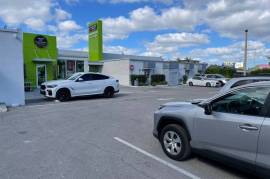 Commercial Shopping Centre For Sale in Miami Florida USA