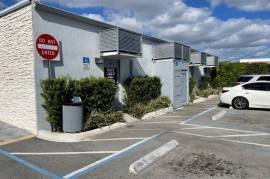 Commercial Shopping Centre For Sale in Miami Florida USA