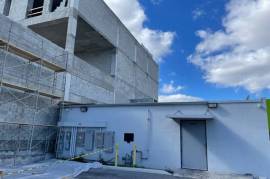 Commercial Shopping Centre For Sale in Miami Florida USA