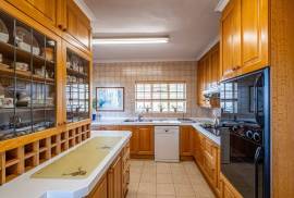 Stunning 4 Bed Villa For Sale in Port Elizabeth South Africa