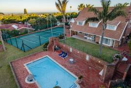 Stunning 4 Bed Villa For Sale in Port Elizabeth South Africa