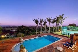 Stunning 4 Bed Villa For Sale in Port Elizabeth South Africa