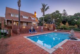Stunning 4 Bed Villa For Sale in Port Elizabeth South Africa
