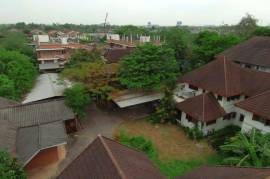 3 Houses For Sale in 9 Acres of Land Bangkok Thailand