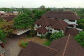 3 Houses For Sale in 9 Acres of Land Bangkok Thailand