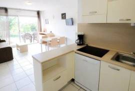 Stunning 3 Bedroom Leaseback Apartment For Sale In Chateau De Jouarres Azille Languedoc-Roussillion France Stunning 3 Bedroom Leaseback Apartment For Sale In Chateau De Jouarres Azille Languedoc-Roussillion France