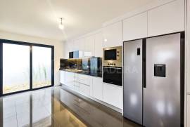 Semi-detached house 3 Bedrooms - Nova - Pico dos Barcelos Semi-detached house 3 Bedrooms - Nova - Pico dos Barcelos